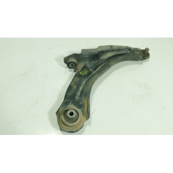 BRAZO SUSPENSION INFERIOR DELANTERO DERECHO 545049968R 