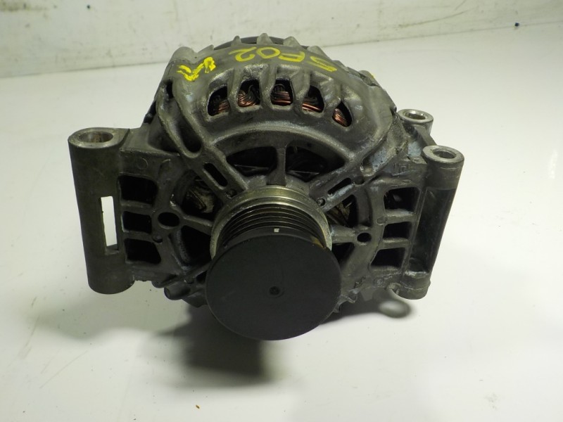 Recambio de alternador para peugeot 308 active referencia OEM IAM  9666997980 