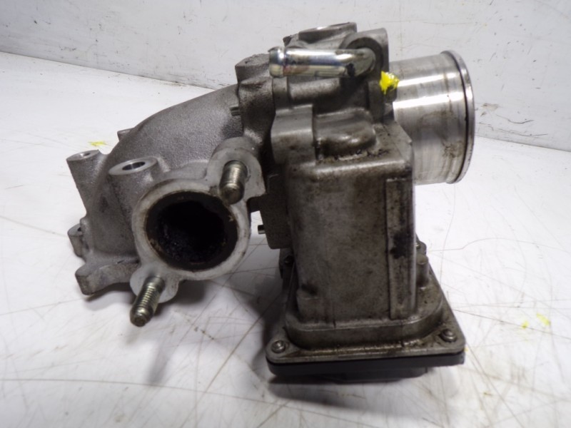 Recambio de valvula egr para mazda 3 lim. (bl) 2.2 turbodiesel cat referencia OEM IAM R2AA136B0  