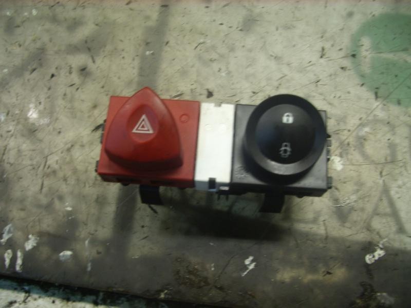 Recambio de warning para renault megane ii berlina 5p confort dynamique referencia OEM IAM   