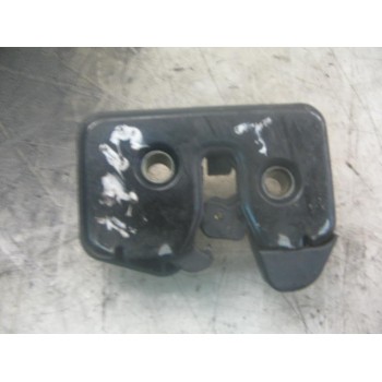 CERRADURA MALETERO / PORTON 