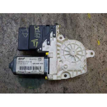 MOTOR ELEVALUNAS TRASERO DERECHO 1K0959704B002 5P0839402 