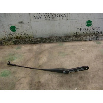 BRAZO LIMPIA DELANTERO DERECHO 