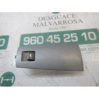 MANDO ELEVALUNAS DELANTERO DERECHO 61318379597 8379597 