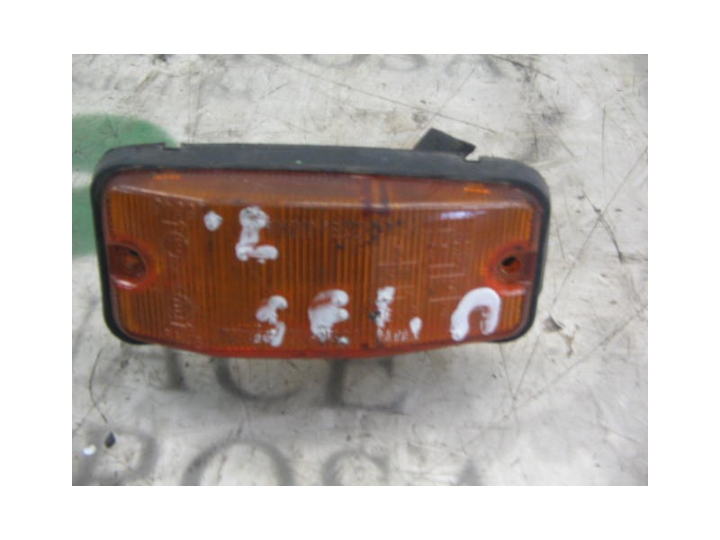 Recambio de piloto lateral derecho para isuzu trooper ubs 55 referencia OEM IAM   