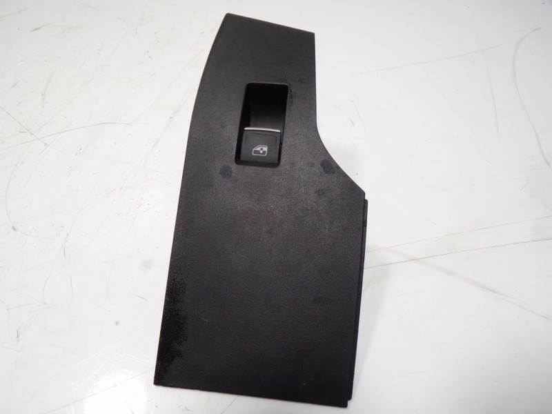 Recambio de mando elevalunas trasero izquierdo para cupra formentor 1.5 tsi referencia OEM IAM 5G0959855NWZU 6F2867171 