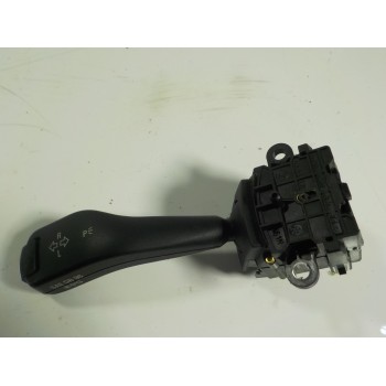 MANDO INTERMITENTES 63318363668 8363668M 01104010