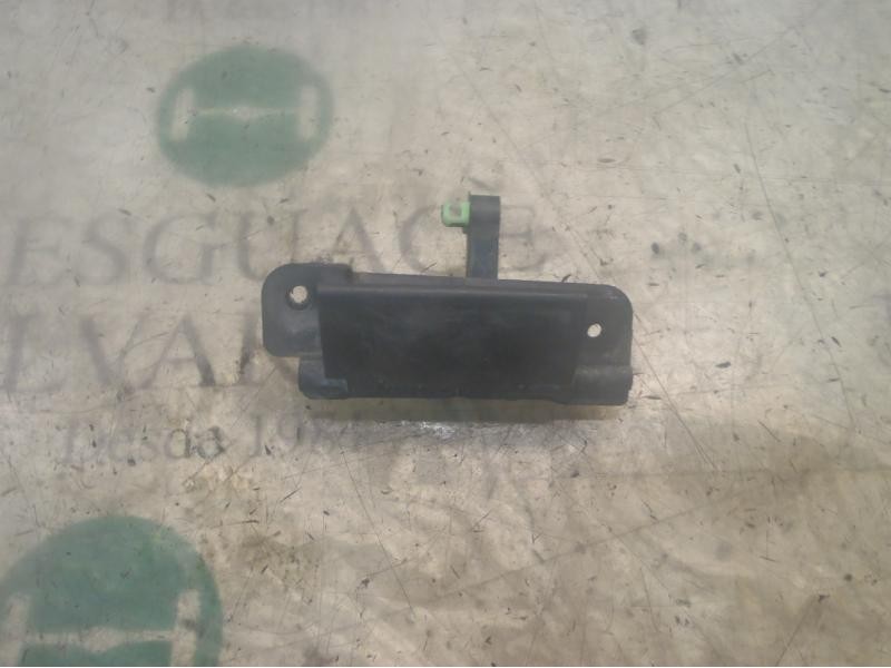 Recambio de maneta porton para daewoo kalos 1.4 se referencia OEM IAM   