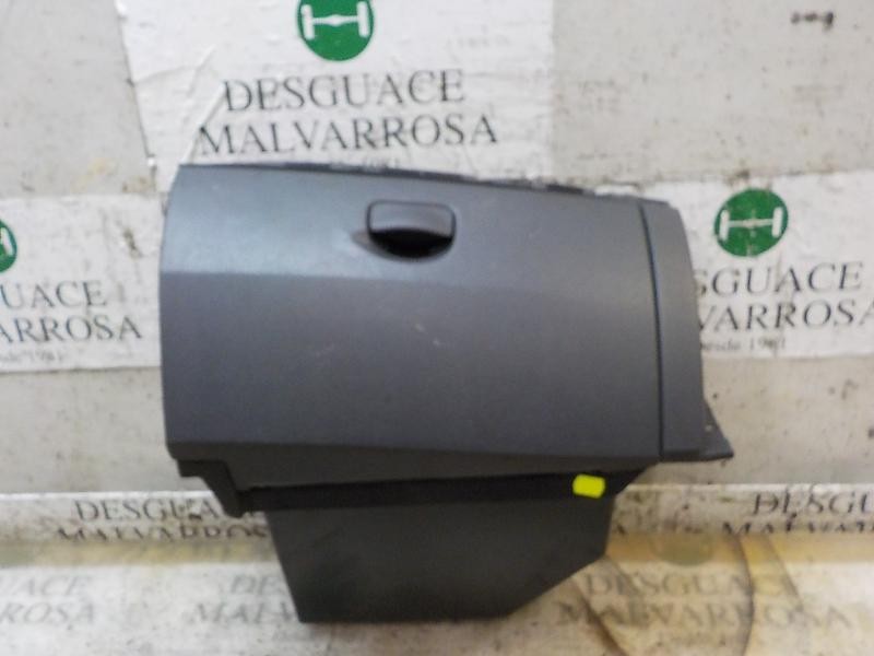 Recambio de guantera para renault clio iii 1.2 16v referencia OEM IAM   