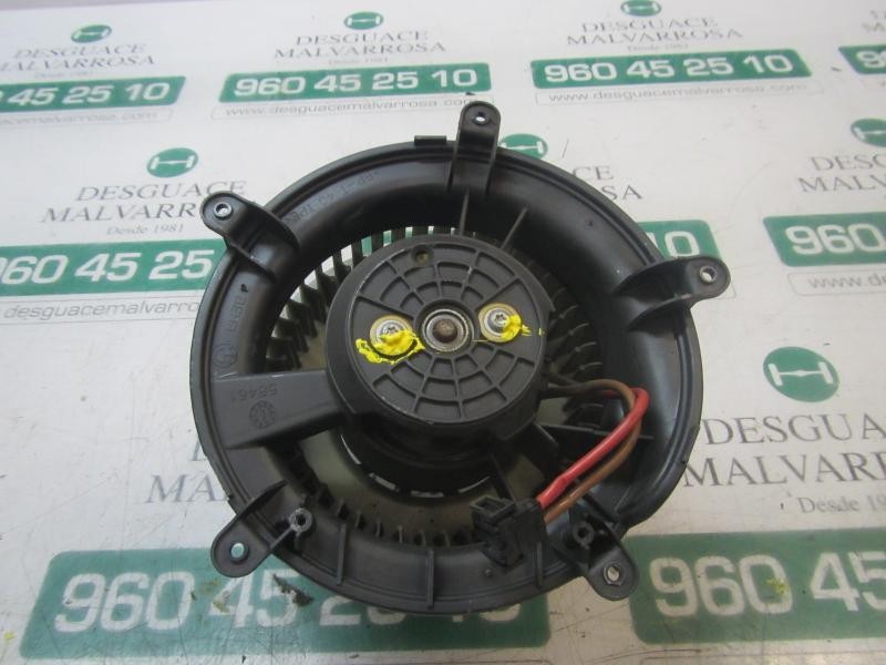 Recambio de motor calefaccion para bmw serie 7 (e65/e66) 4.4 v8 32v cat referencia OEM IAM 64116913401  