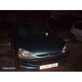 PEUGEOT 206 BERLINA