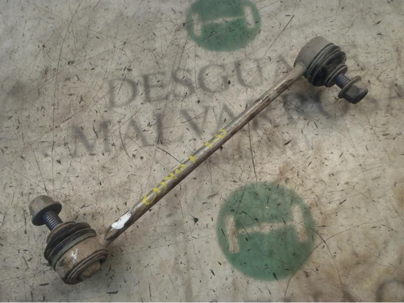 Recambio de tirante trasero derecho para land rover freelander (lr2) td4 e referencia OEM IAM LR002876  