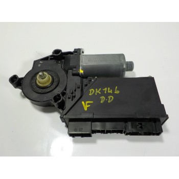 MOTOR ELEVALUNAS DELANTERO DERECHO 95562470103 3D2959793E 