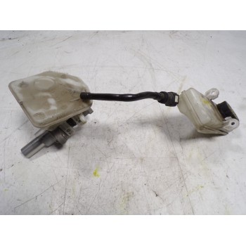 BOMBA FRENO 4601Y4 