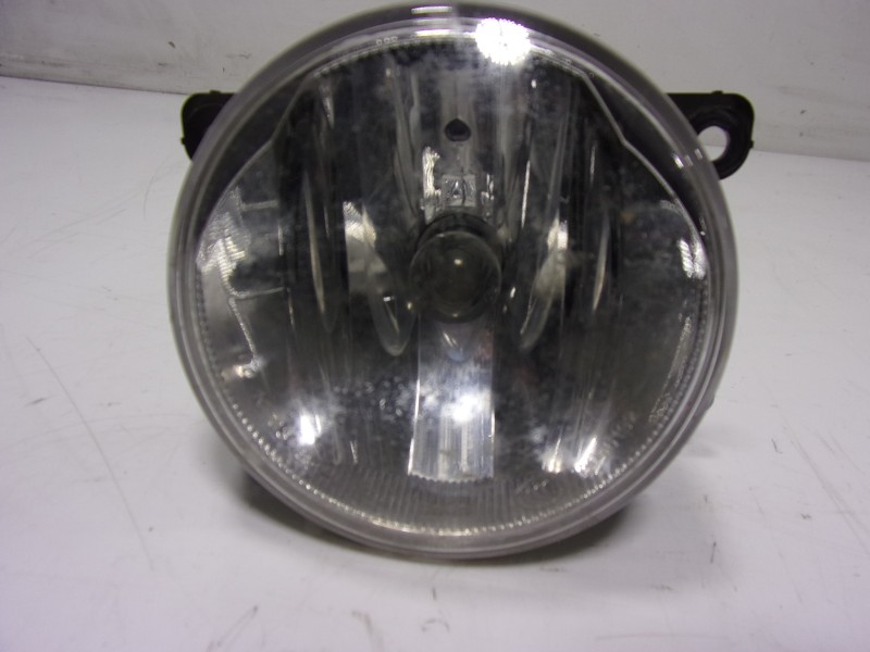 Recambio de faro antiniebla derecho para peugeot partner tepee b9 1.6 16v hdi referencia OEM IAM 9675450980  