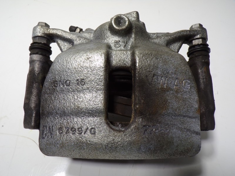 Recambio de pinza freno delantera derecha para cupra formentor 1.5 tsi referencia OEM IAM 8V0615124D  