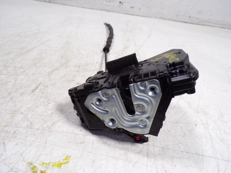 Recambio de cerradura puerta trasera derecha para kia ceed 1.6 crdi cat referencia OEM IAM 81420J7000 81420J7000 CD056RHRD