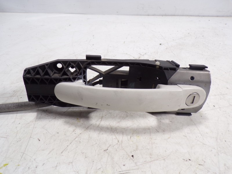 Recambio de maneta exterior delantera izquierda para volkswagen polo (6r1) 1.2 tsi referencia OEM IAM 5N0837205MGRU  