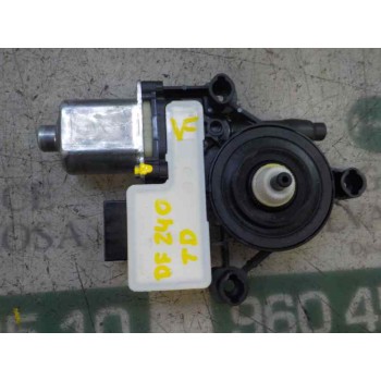 MOTOR ELEVALUNAS TRASERO DERECHO 5Q0959408 5Q0959408 0130822694