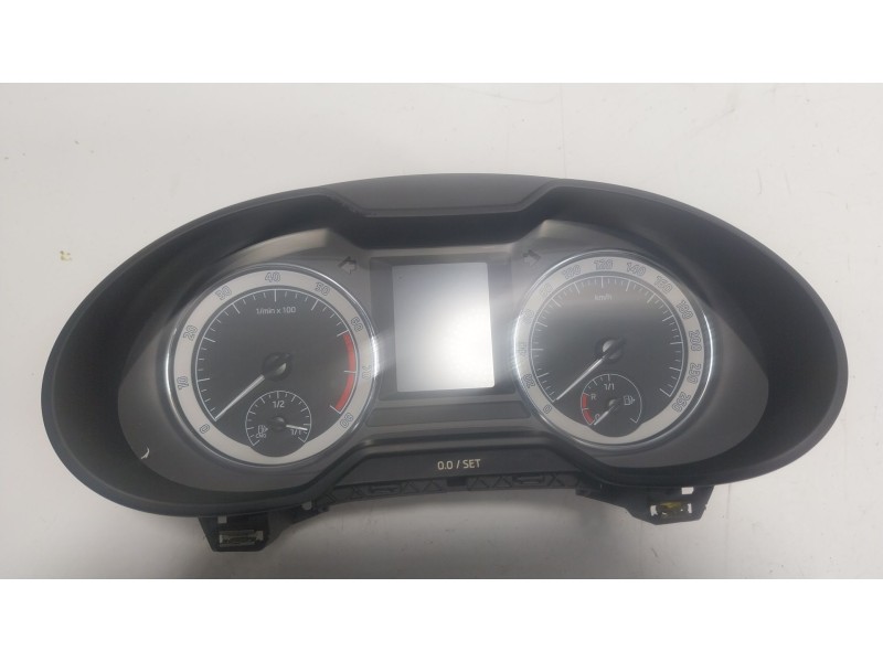 Recambio de cuadro instrumentos para skoda octavia iii combi (5e5, 5e6) 1.5 tsi g-tec referencia OEM IAM  5E0920752F 