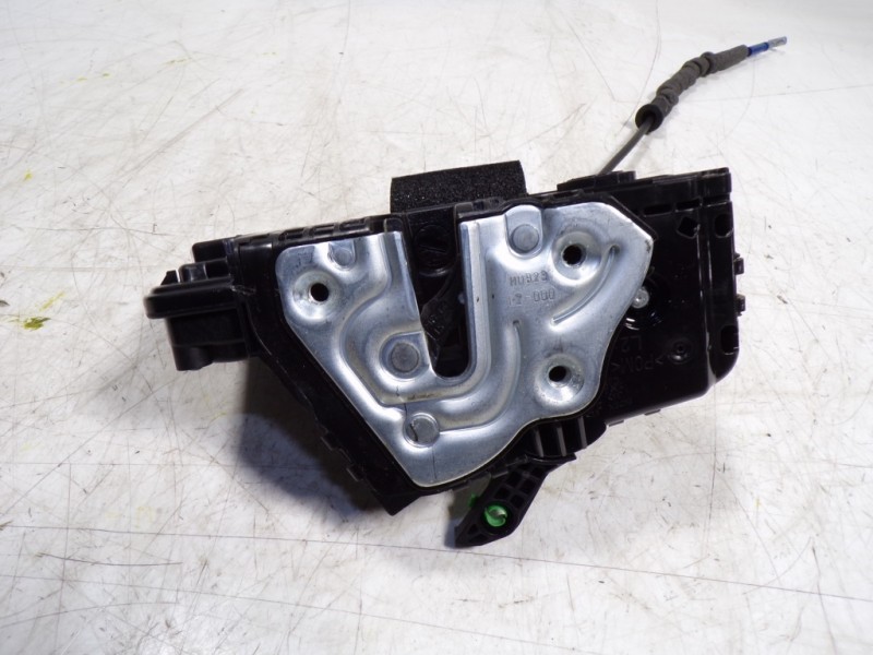 Recambio de cerradura puerta trasera izquierda para kia ceed 1.6 crdi cat referencia OEM IAM 81410J7000 81410J7000 CD055LHRD