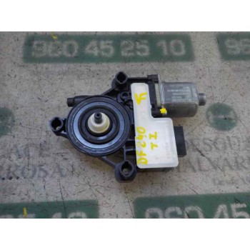MOTOR ELEVALUNAS TRASERO IZQUIERDO 5Q0959407 5Q0959407 0130822695