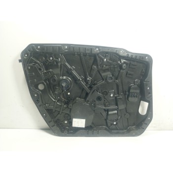 ELEVALUNAS DELANTERO IZQUIERDO A1677207900 A1677230000 