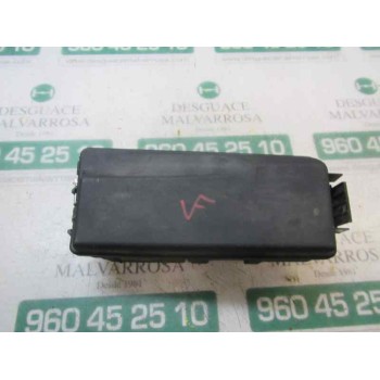 CAJA RELES / FUSIBLES 