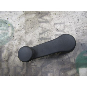 MANETA ELEVALUNAS TRASERA IZQUIERDA 1P08375819B9 