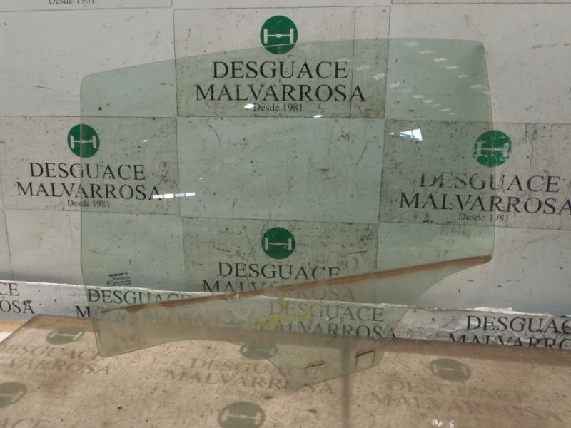 Recambio de cristal puerta trasero derecho para seat leon (1p1) reference referencia OEM IAM 1P0845206B  