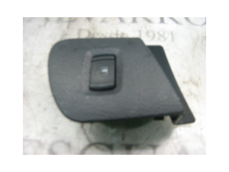 Recambio de mando elevalunas delantero derecho para skoda octavia berlina (1u2) 1.9 tdi slx referencia OEM IAM   