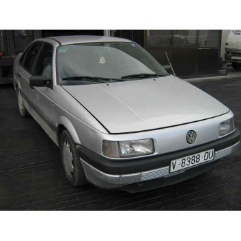 VOLKSWAGEN PASSAT BERLINA (312)