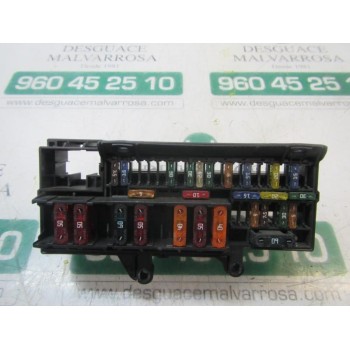 CAJA RELES / FUSIBLES 61136900582 