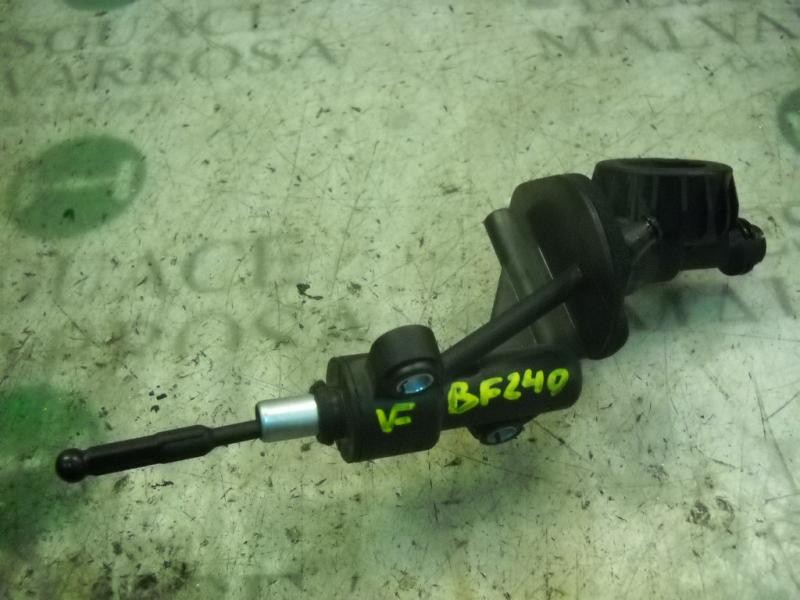 Recambio de bomba embrague para opel corsa d cosmo referencia OEM IAM   