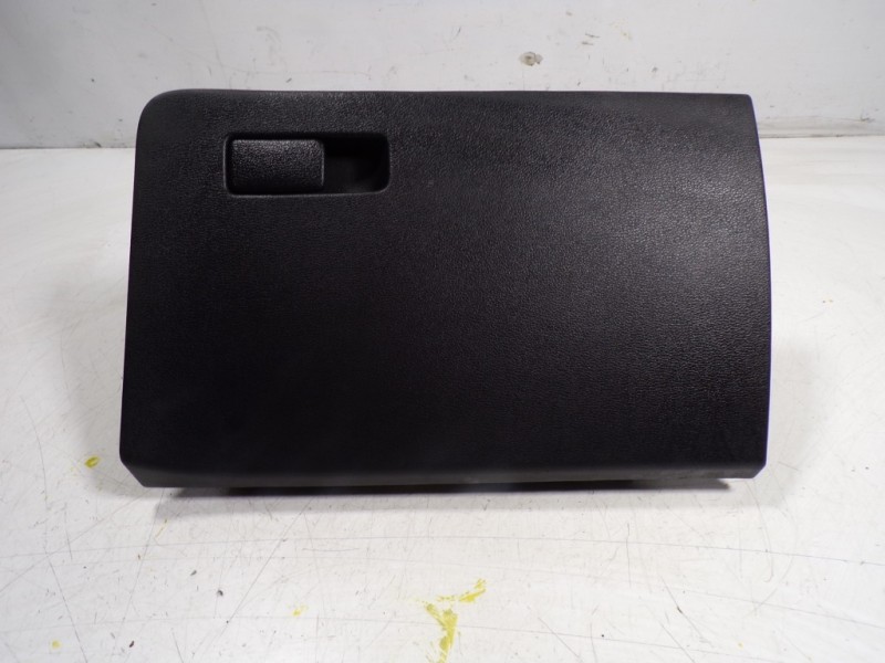 Recambio de guantera para kia ceed 1.6 crdi cat referencia OEM IAM 84510J7000WK  