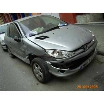 PEUGEOT 206 BERLINA