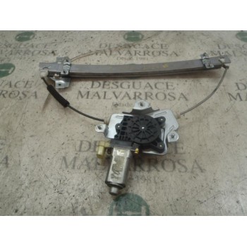 ELEVALUNAS DELANTERO DERECHO 