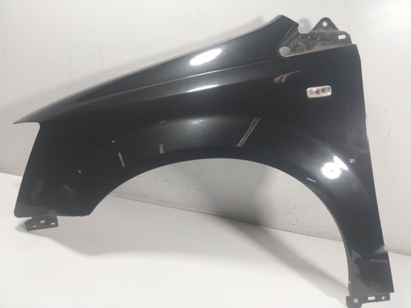 Recambio de aleta delantera izquierda para chrysler grand voyager v (rt) 2.8 crd referencia OEM IAM 68029131AA  