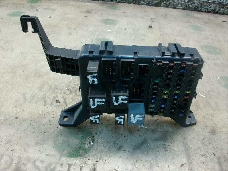 Recambio de caja reles / fusibles para ford mondeo berlina (ge) ambiente referencia OEM IAM   