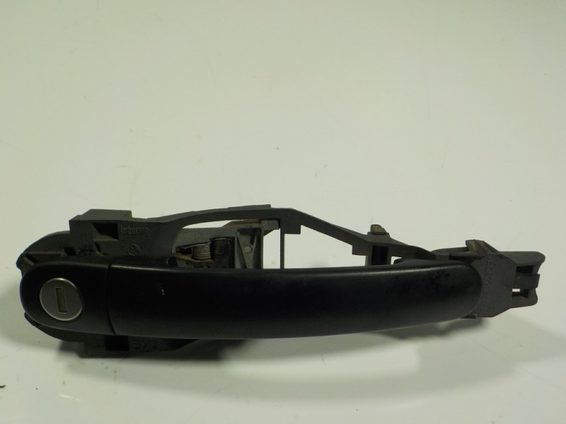 Recambio de maneta exterior delantera derecha para volkswagen golf iv berlina (1j1) 1.4 16v referencia OEM IAM   