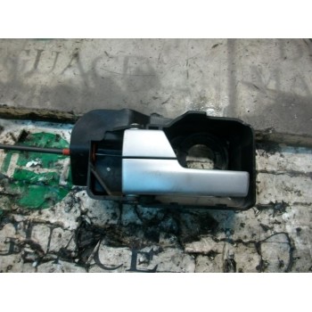 MANETA INTERIOR DELANTERA IZQUIERDA 