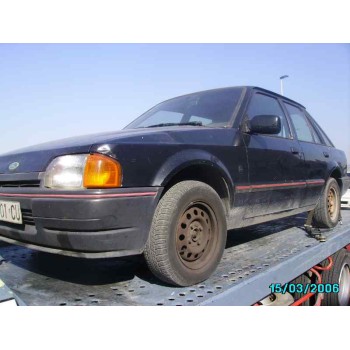FORD ESCORT BERLINA