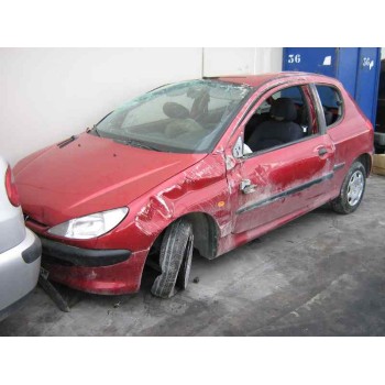 PEUGEOT 206 BERLINA