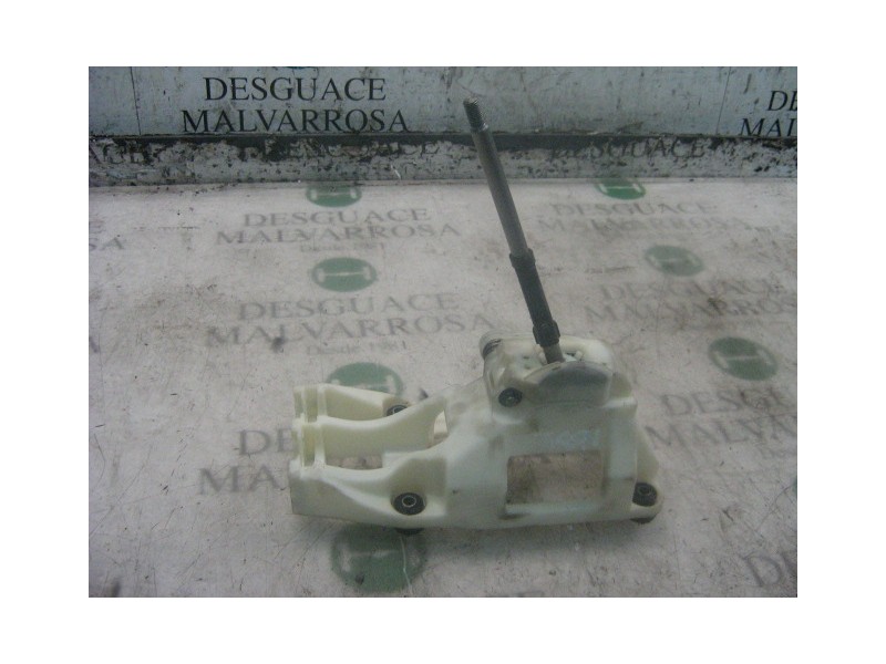 Recambio de palanca cambio para kia rio 1.5 crdi ex2 referencia OEM IAM 437001G100VA  