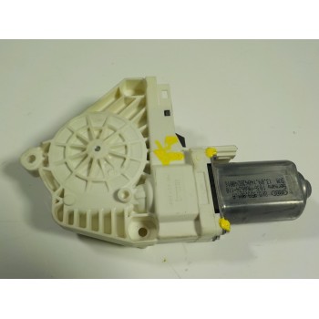 MOTOR ELEVALUNAS TRASERO DERECHO 8T0959801B 8K0959801A 