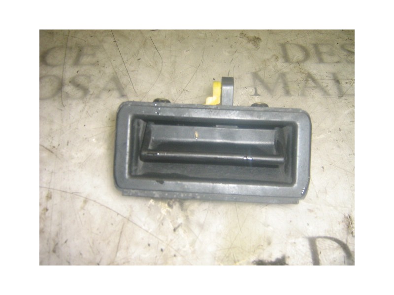 Recambio de maneta porton para kia rio 1.5 crdi ex2 referencia OEM IAM 817201G020  