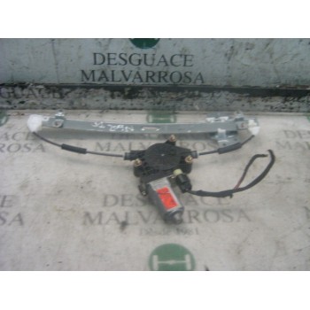 ELEVALUNAS TRASERO DERECHO 834021G010 988201G200 