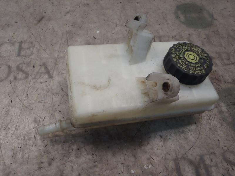 Recambio de deposito servo para citroën c4 picasso sx referencia OEM IAM 4635C3  