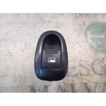 MANDO ELEVALUNAS TRASERO DERECHO 