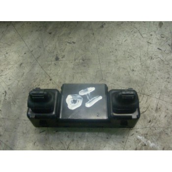 MANDO ELEVALUNAS DELANTERO IZQUIERDO 